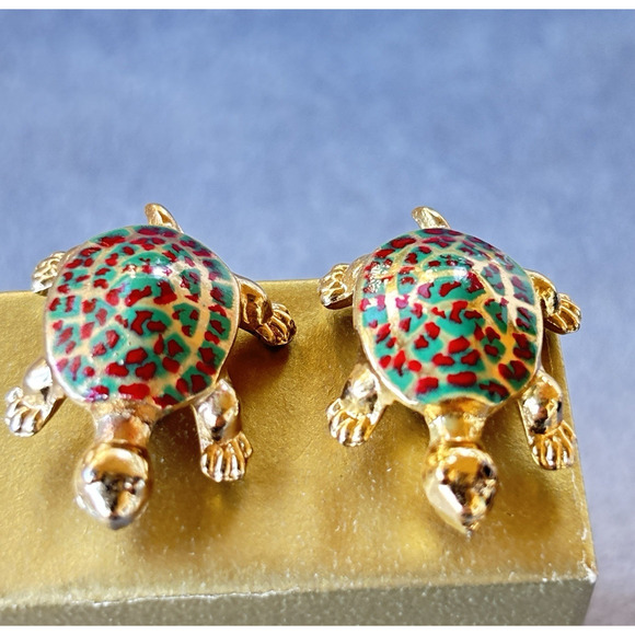 Lovely Vintage Green & Red Enamel Turtle Screw-back Earrings Gold-tone - Picture 3 of 16